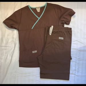 Urbane scrub set classic